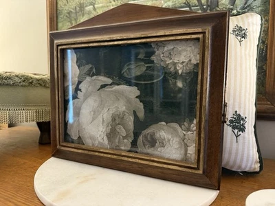 Framed Vintage Wall Art Hanging Hidden Key Storage Holder Rustic - Image 1 of 4