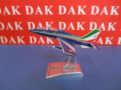 Die cast 1/100 Modellino Aereo Aircraft Aermacchi MB-339A Frecce Tricolori N4 - Immagine 1 di 4