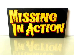 Missing in Action Logo Chuck Norris 1984 American Vietnam War POW MIA Display US - Foto 1 di 2