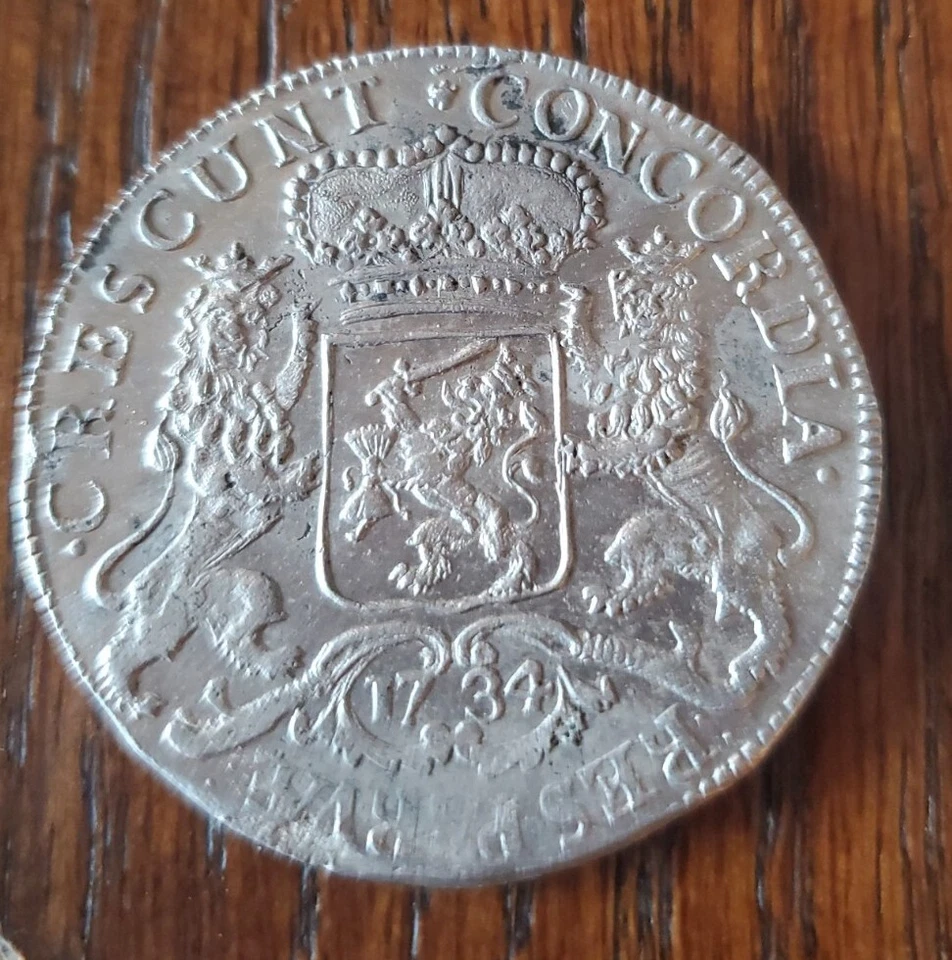 Vliegenthart Recoveries Silver Coin from the sunken ship Vliegenthart 1735 - Image 1 of 4