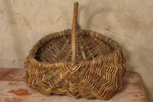 Antique Primitive Farm House Southeast Mountain Willow Weave Buttocks Basket - Picture 1 of 4