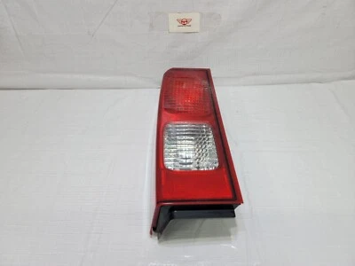 2007-2010 Hummer H3 Left Driver Side Tail Light Assembly Tail Lamp OEM 15823509 - Image 1 of 4