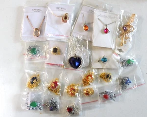Lotto di 21 Collane Ciondolo Strass Eleganti Assortite Varietà Mista (M8) - Foto 1 di 10