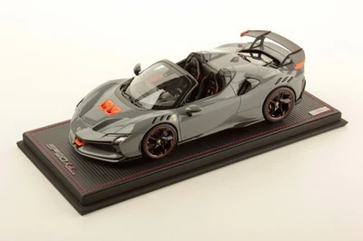 MR MODELS FERRARI SF90XX STRADALE SPIDER 1/18 Grigio Nardo FE042SE2 Black Friday - Immagine 1 di 4