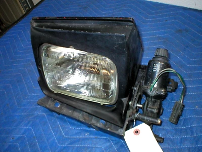 1985-90 FIREBIRD TRANS AM GTA POWER HEADLIGHT + MOTOR POPUP ASSY.  RH PASSENGER - Image 1 of 4