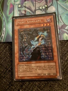 Yugioh 1x Night Assailant DR2-EN193 Dark Revelation Volume 2 PLAYED - Picture 1 of 2