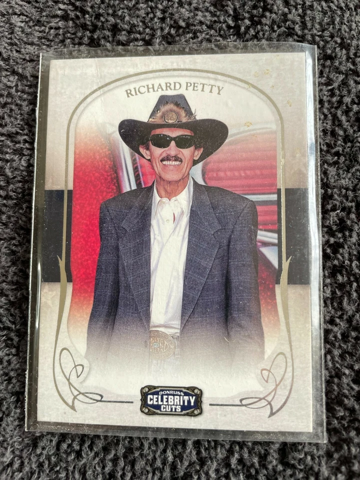 RICHARD PETTY 2008 DONRUSS CELEBRITY CUTS #73 MINT MK24-920 - Image 1 of 1