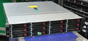 HP D2600 AJ940A 2U 3.5 inch 12-bay LFF Disk Enclosure with 12x Hot Swap HD Caddy - Picture 1 of 2