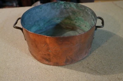 ancienne marmite ? en cuivre marqué LEDOYEN - Photo 1/4