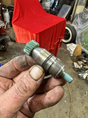 Chevrolet Borg Warner 1955 1956 1957 3 velocidades Overdrive R10H velocímetro engranaje 22t Foto 1 de 4