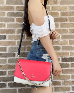 carson croc embossed leather crossbody bolsa