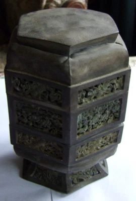 China Stacked Box Pewter Hexagonal 18/19.Jh.,Gebrauchsspuren,ungereinigt,H17cm - Bild 1 von 4