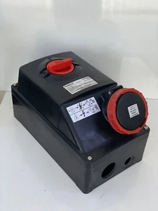 Appleton / Wall Socket / PC63X / PRE463RRU5 / 096844 / 3P, 63A, 6h, 380-415V~ - Picture 1 of 15