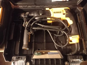TASSELLATORE DEWALT SDS PLUS 800W MOD. D25133K-QS - Foto 1 di 4