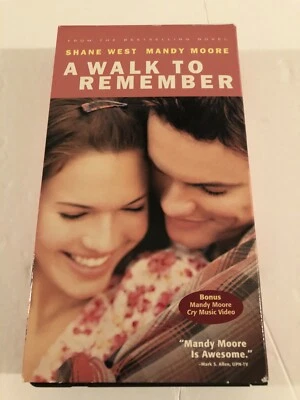A Walk To Remember VHS VCR Video Tape Movie Mandy Moore, Shane West Used - Image 1 of 4
