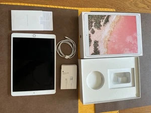 Apple iPad Pro 1o,5 Zoll 64GB WiFi Rosé Gold . Top Zustand. - Bild 1 von 8