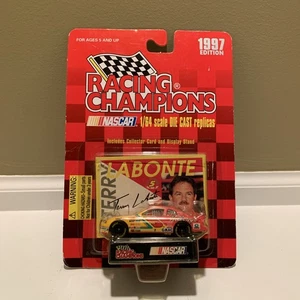 Terry Labonte 1997 Edition NASCAR 1:64 Die Cast #5 Corn Flakes - Picture 1 of 3