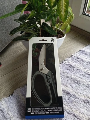 Top !! Neu ! WMF Geflügelschere mit integr. Knochenbrecher 23 cm Softtouch Griff - Bild 1 von 3