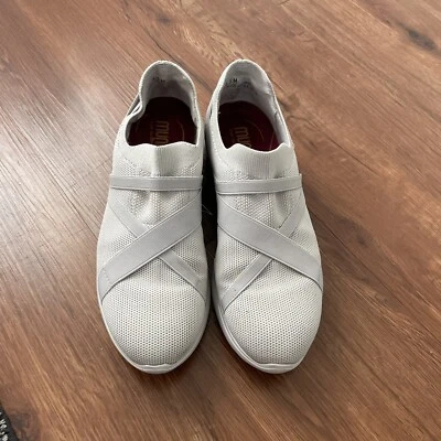 Munro Womens Sz 6.5 Dash Sneaker in Sand Sock Foto 1 de 4