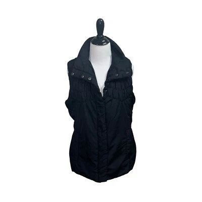 IZOD Women's Quilted Puffer Vest Size XL Ruched Snapbutton Closure Black Outdoor - Image 1 of 4