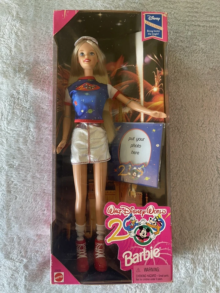 Muñeca Barbie exclusiva de Walt Disney World edición aniversario 2000. Nuevo en caja. Foto 1 de 1