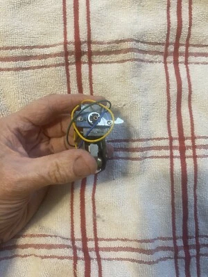 Lionel 100-16 3 Position E Unit Used/Rebuilt for 58 snowplow - Image 1 of 2