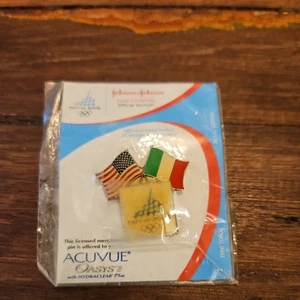 Olympic Pin Torino 2006 Olympics U.S Italy flag Johnson & Johnson Acuvue - Picture 1 of 2