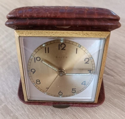 Réveil de voyage Ancien ELITE dans son étui en cuir marron, vintage,décoration - Photo 1/4