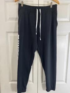Under Armourn drawstring womens active sweatpanrts size medium black - Picture 1 of 6