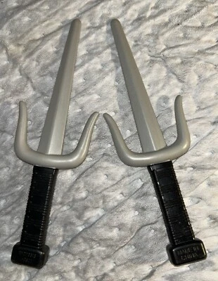TMNT Teenage Mutant Ninja Turtles Halloween Plastic Toy Sai Knives Child Size - Image 1 of 4