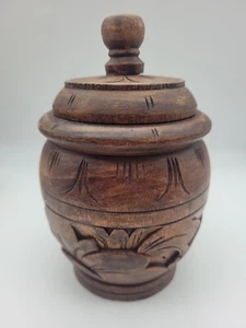 Tarro de madera tallado a mano urna baratija contenedor con tapa - Imagen 1 de 14