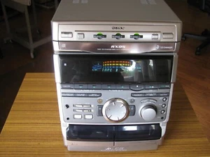 Sony HCD-RXD5 3 CD Changer/Dual Deck Ricevitore Stereo Tutto Nuovo Cinture Funzionante Ottimo - Foto 1 di 17
