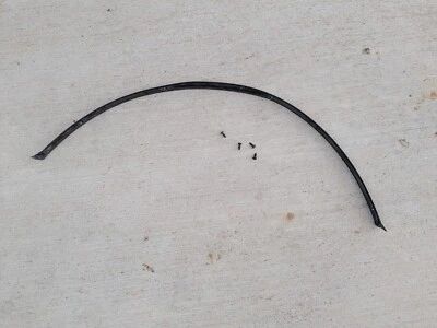 Оригинальный передний кронштейн для облицовки крыла 95–00 Lexus LS400 - Изображение 1 из 4