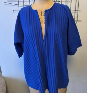 Teddi Rose Ladies Plisse Top Cobalt blue Size M Casual Front Zip office style - Picture 1 of 3