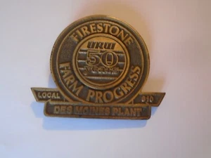 Vintage Firestone Reifen Gürtelschnalle URW 50 Jahre Farm Progress Local 310 Iowa - Bild 1 von 5