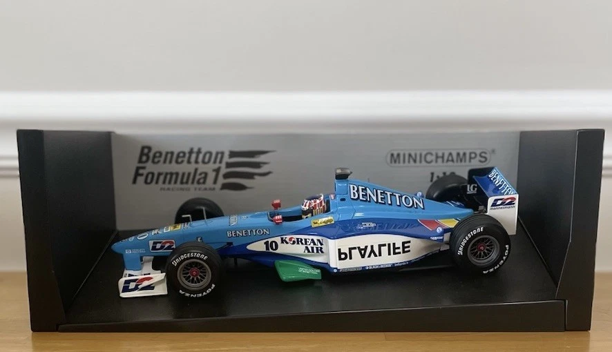 Minichamps A. Wurz Benetton B199 1999 F1 Car 1:18 Scale - Image 1 of 3