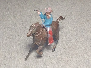 Hard Plastic Cowboy on Horse ~ TS - Picture 1 of 3