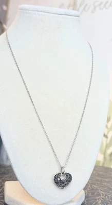 "Collar colgante corazón marcasita tono plata 18-20"" cadena ajustable" Foto 1 de 4