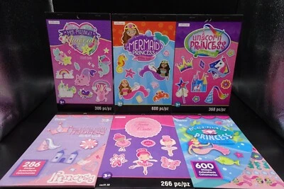 Libros de pegatinas Darice Creatología Unicornios Sirenas Princesas / 6 libros de pegatinas Foto 1 de 4