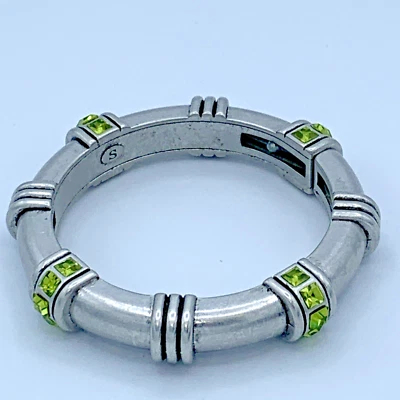 Браслет эластичный серебристого цвета Lia Sophia с акцентами из зеленых кристаллов B848 - Изображение 1 из 4