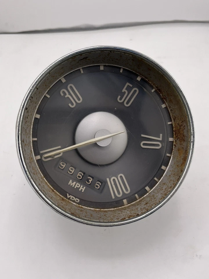 Vintage VW  Volkswagen Type 3 Fastback Squareback Notchback Speedometer - Image 1 of 4