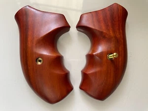 Empuñadura de madera lisa decorativa para marco pequeño Taurus M85 605 850 851 905,38 especial - Imagen 1 de 10