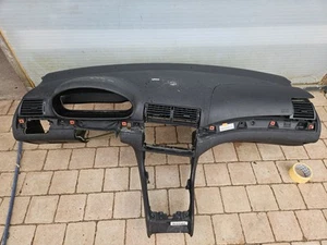 Bmw E 46 Armaturenbrett - Bild 1 von 2