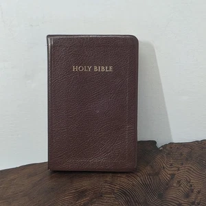Thomas Nelson NKJV Holy Bible 4x6 Burgundy Leather Words of Jesus in Red - Bild 1 von 10