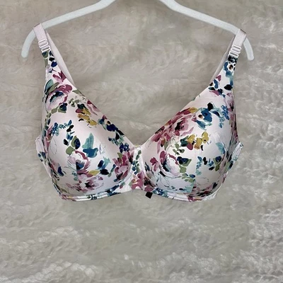 Sujetador Torrid Curve 42DD Rosa Rubor Floral Sueño Sin Alambres Foto 1 de 4