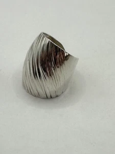 Sterling Silver Ring Large Thick Band Swirl Design Size 7 - Picture 1 of 6