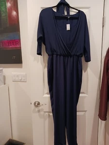 NEW JUMPSUIT with tags - size 10 Classic Style - Picture 1 of 7