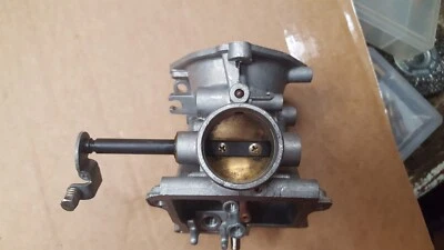 Carrocería de carburador trasero derecho Honda VF700 MAGNA VF700C 1984 #3 Keihin VD51E ¡Bonito!! Foto 1 de 4