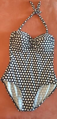 Neuwertiger Esprit Badeanzug Gr. 38 - Bild 1 von 4
