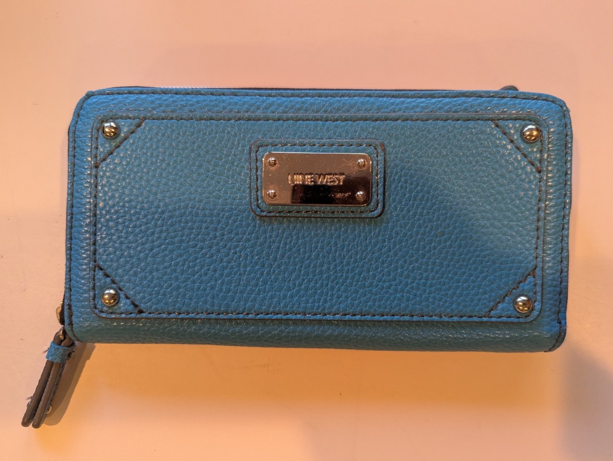 Cartera Nine West Zuri SLG Check Sec Para Mujer - Cierre De Solapa, 14 Ranuras Para Tarjetas, Bolsillo Con Cremallera